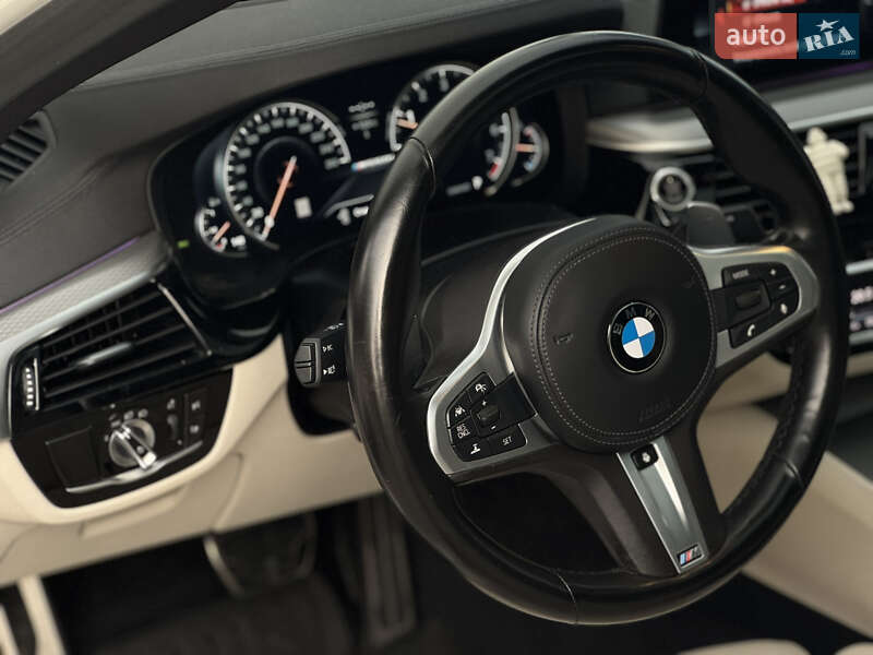 Седан BMW 5 Series 2017 в Дніпрі