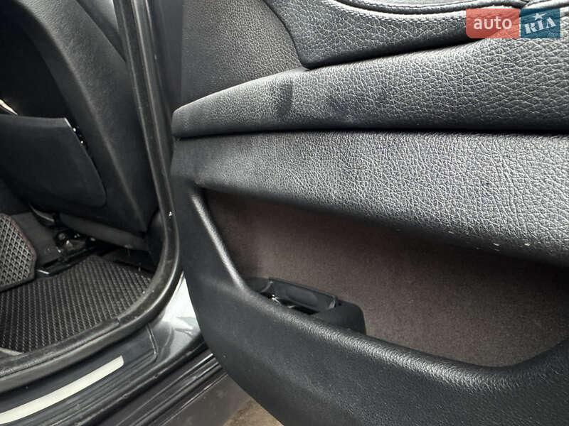 Седан BMW 5 Series 2012 в Киеве