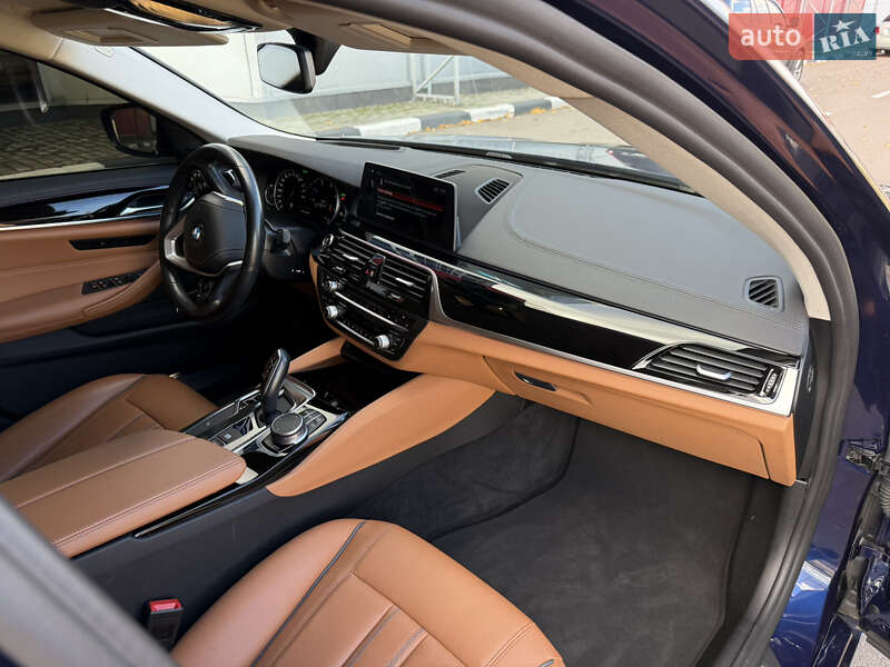 Седан BMW 5 Series 2018 в Киеве