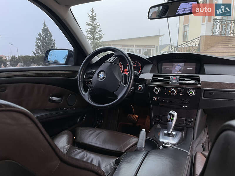Седан BMW 5 Series 2008 в Дрогобыче