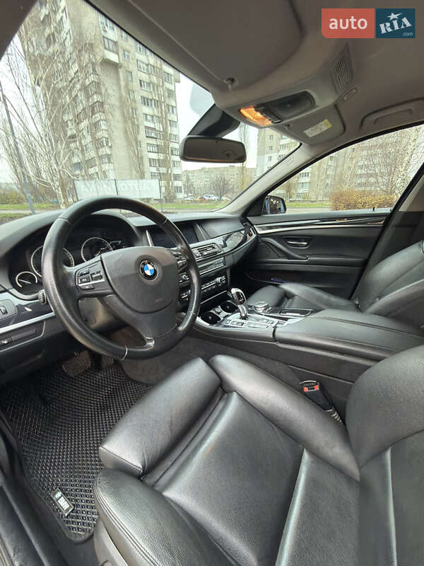 Седан BMW 5 Series 2014 в Южноукраинске