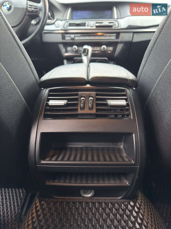Седан BMW 5 Series 2014 в Южноукраинске