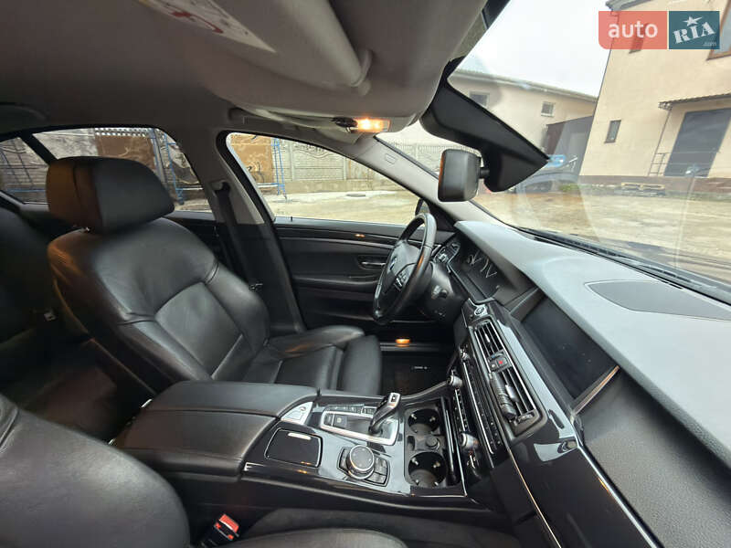 Седан BMW 5 Series 2014 в Южноукраинске