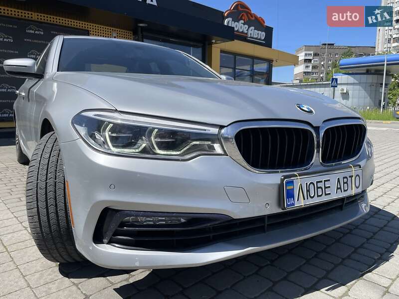 Седан BMW 5 Series 2017 в Львове