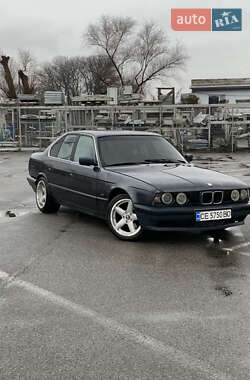 Седан BMW 5 Series 1994 в Черновцах