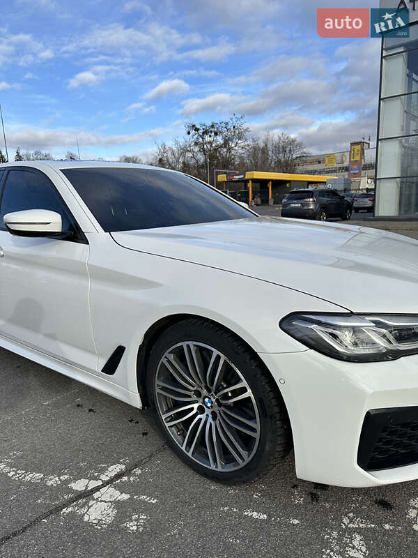 Седан BMW 5 Series 2017 в Харкові