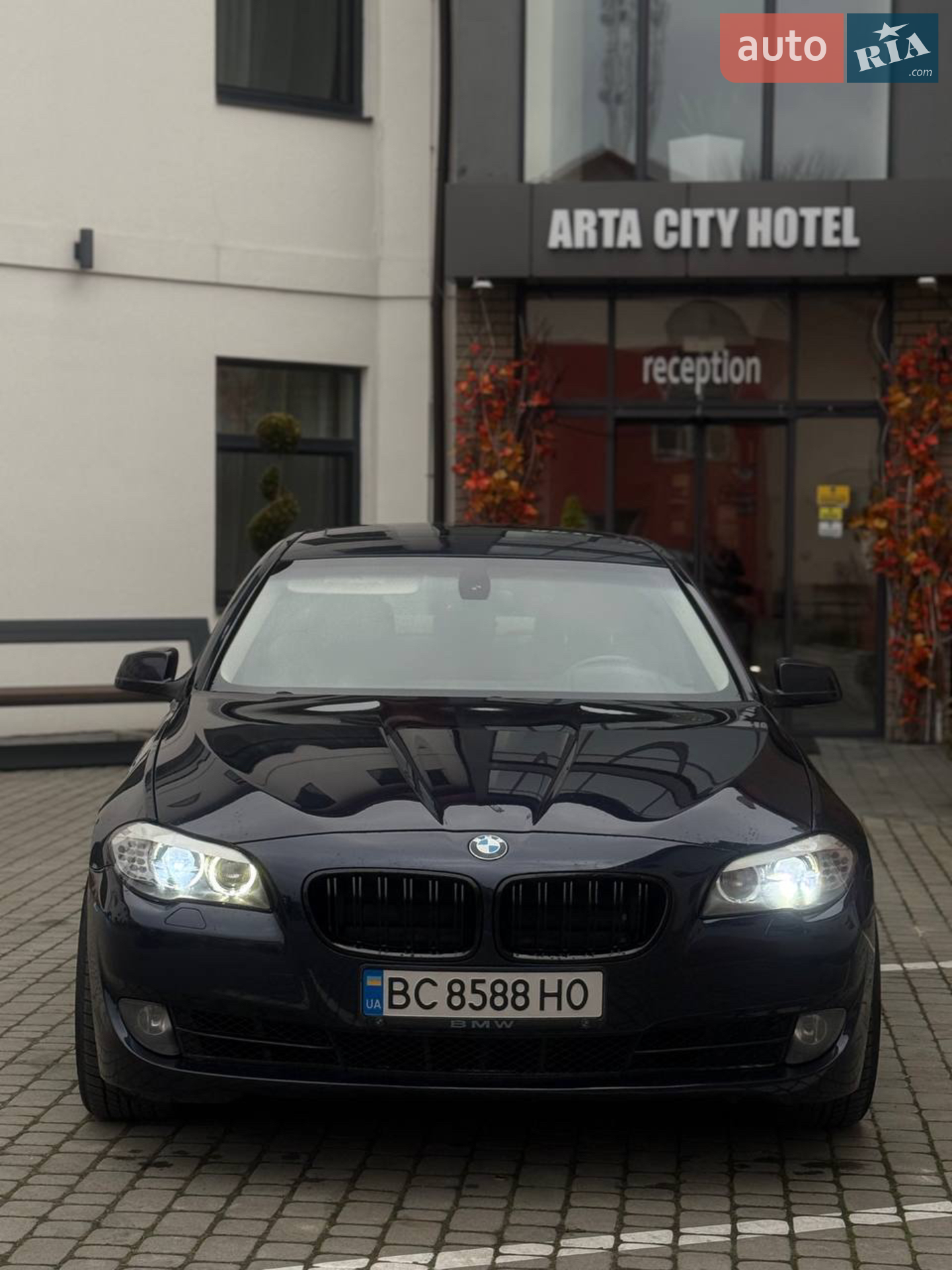 2011 BMW 5er - мініатюра 11