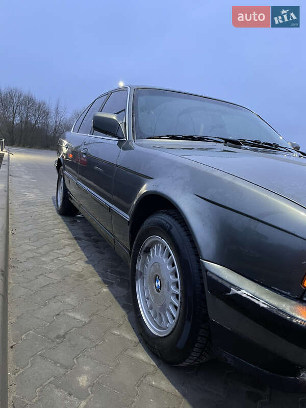 Седан BMW 5 Series 1990 в Ковеле