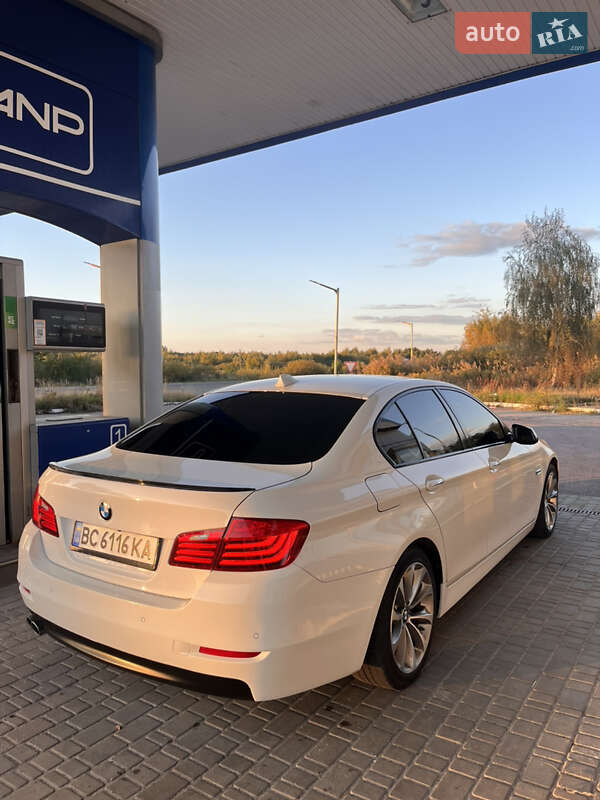 Седан BMW 5 Series 2014 в Львове