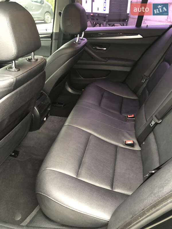 Седан BMW 5 Series 2014 в Ровно
