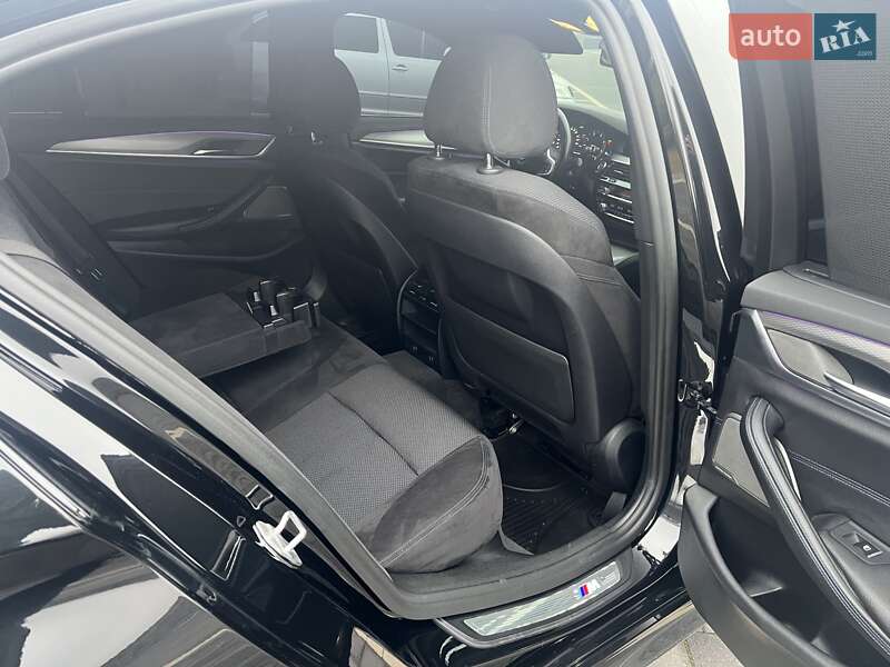 Седан BMW 5 Series 2017 в Мукачевому