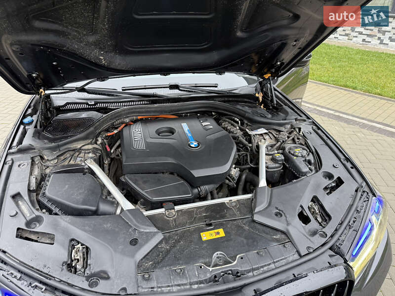 Седан BMW 5 Series 2018 в Киеве фото 30 Седан BMW 5 Series 2018 в Киеве