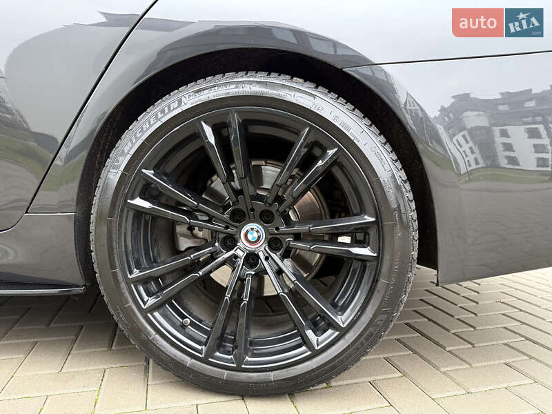 Седан BMW 5 Series 2018 в Киеве фото 34 Седан BMW 5 Series 2018 в Киеве