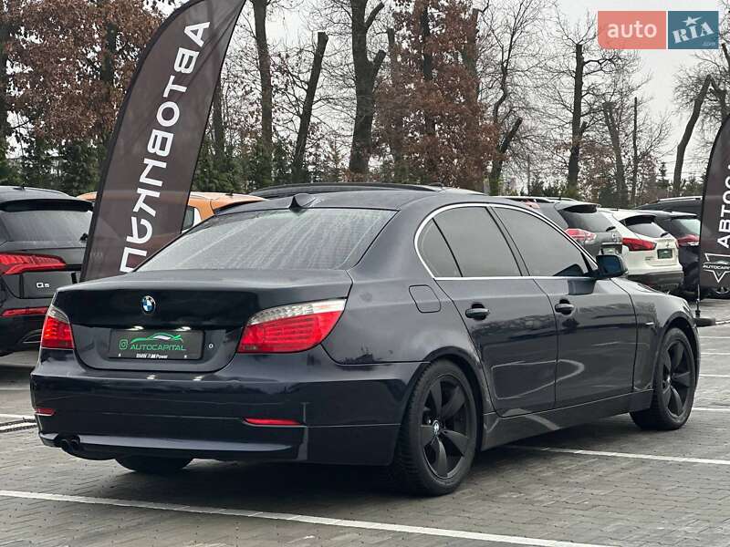 Седан BMW 5 Series 2004 в Киеве