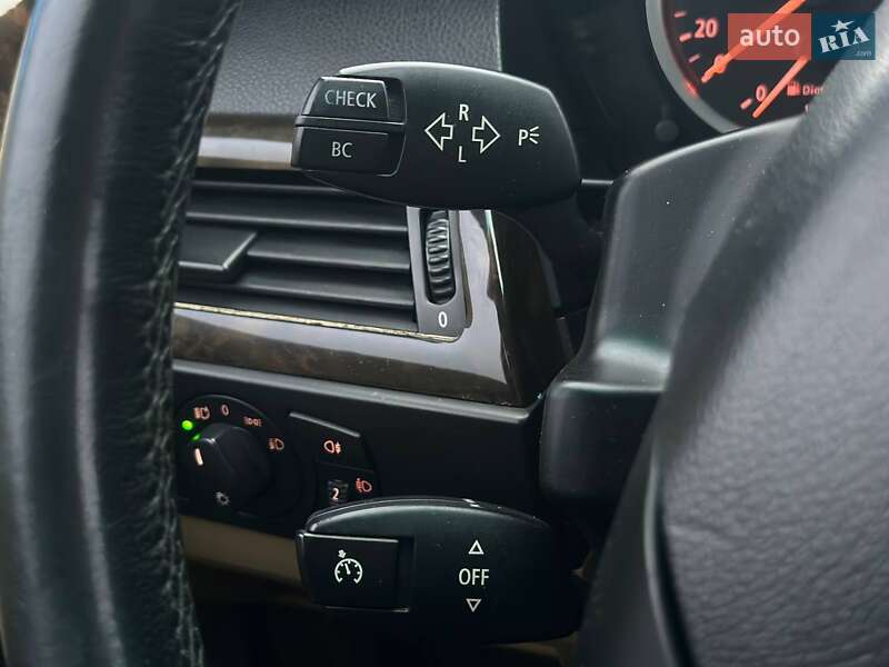 Седан BMW 5 Series 2004 в Киеве