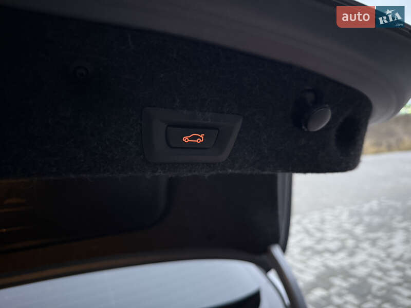 Седан BMW 5 Series 2011 в Хмельницком