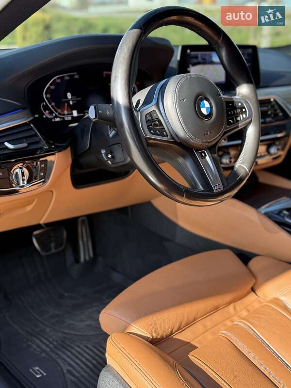 Седан BMW 5 Series 2020 в Стрые фото 38 Седан BMW 5 Series 2020 в Стрые