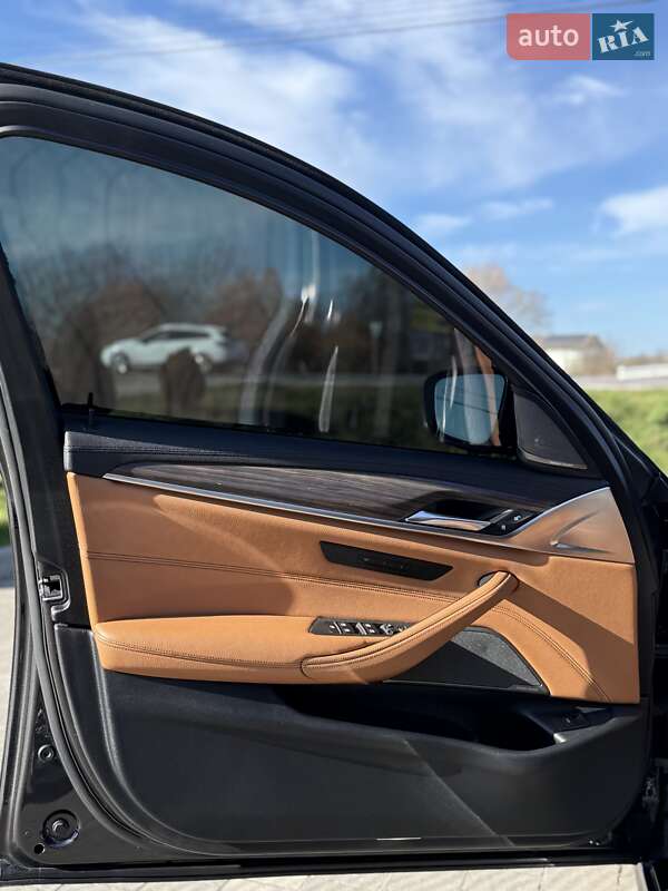 Седан BMW 5 Series 2020 в Стрые фото 43 Седан BMW 5 Series 2020 в Стрые