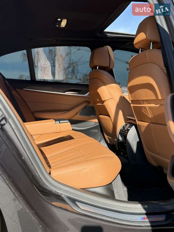 Седан BMW 5 Series 2020 в Стрые фото 70 Седан BMW 5 Series 2020 в Стрые