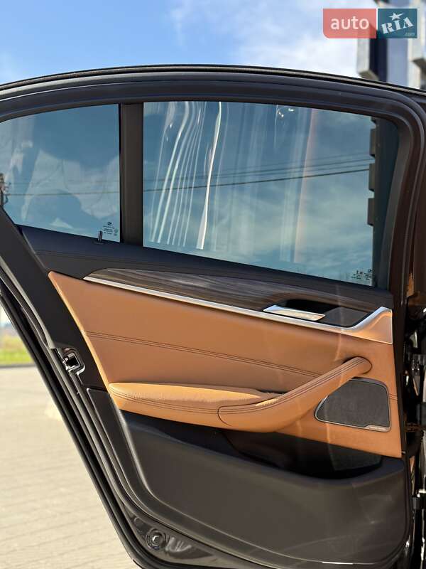 Седан BMW 5 Series 2020 в Стрые фото 82 Седан BMW 5 Series 2020 в Стрые