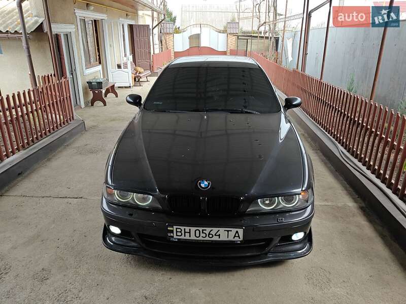 Седан BMW 5 Series 2001 в Одессе