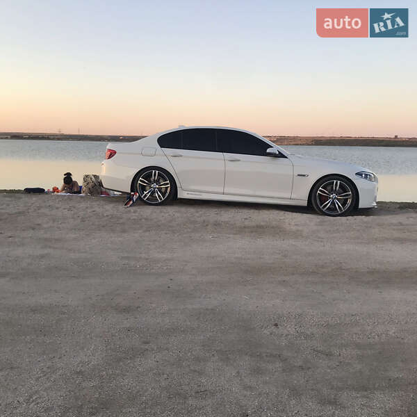 Седан BMW 5 Series 2014 в Одессе