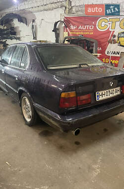 Седан BMW 5 Series 1995 в Одессе