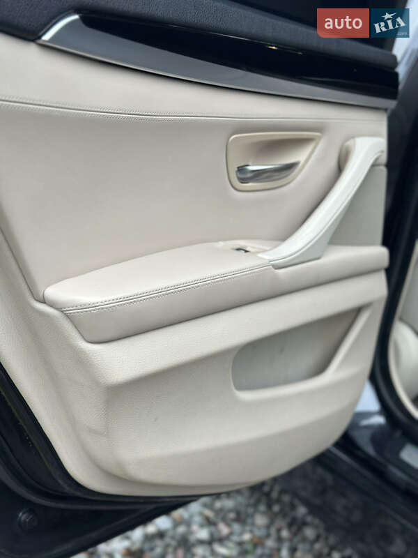 Седан BMW 5 Series 2014 в Львове