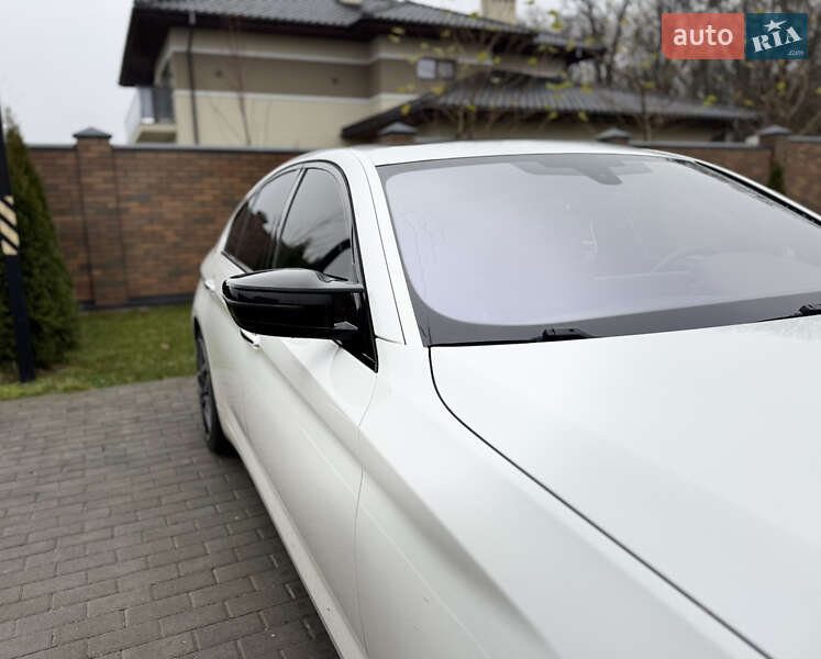 Седан BMW 5 Series 2017 в Виннице