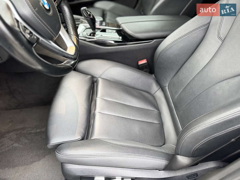 Седан BMW 5 Series 2017 в Виннице