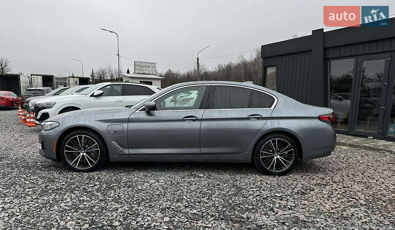 Седан BMW 5 Series 2021 в Львове