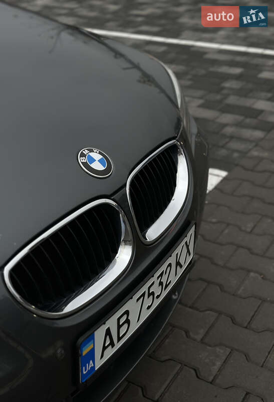 Седан BMW 5 Series 2004 в Виннице