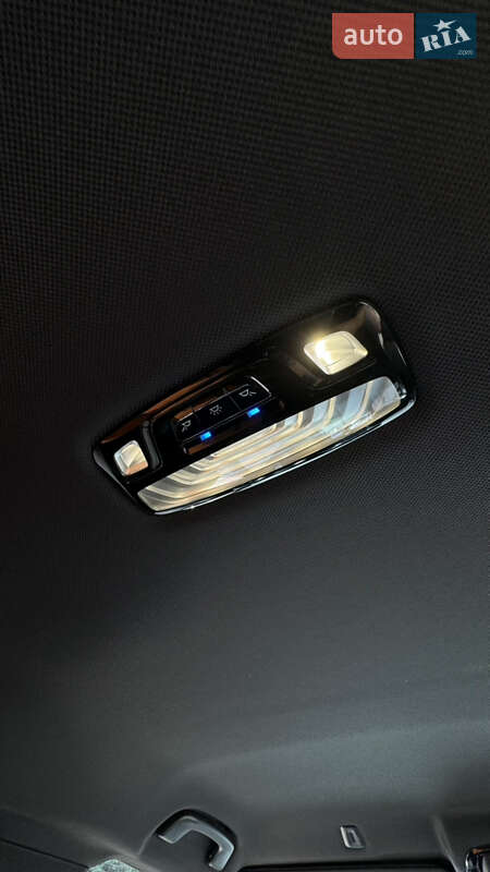 Седан BMW 5 Series 2017 в Мукачевому