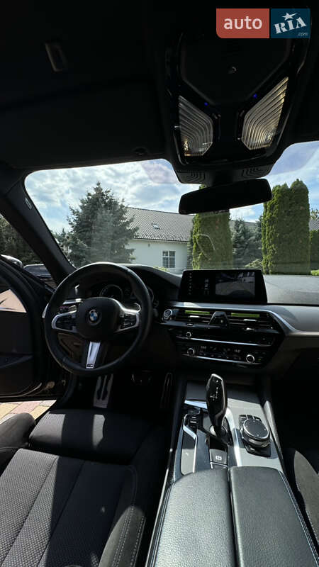 Седан BMW 5 Series 2017 в Мукачевому