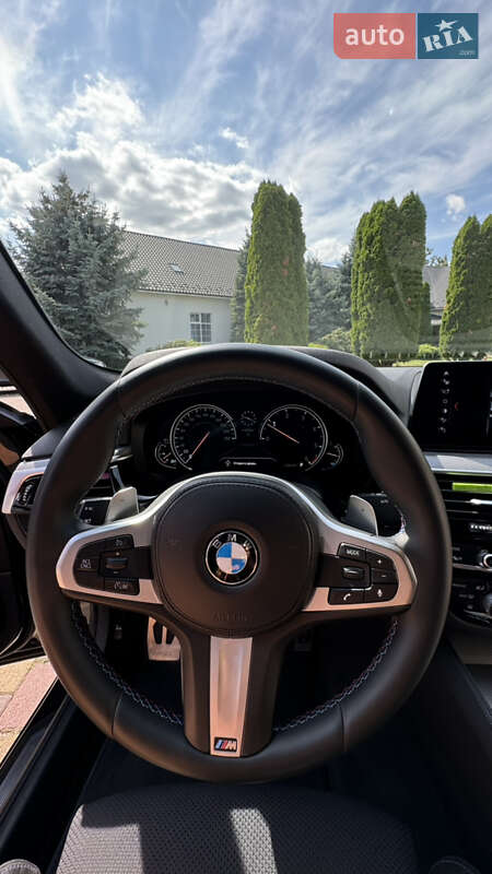 Седан BMW 5 Series 2017 в Мукачевому