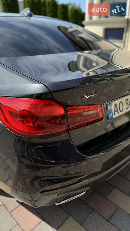 Седан BMW 5 Series 2017 в Мукачевому