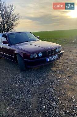 Седан BMW 5 Series 1991 в Николаеве