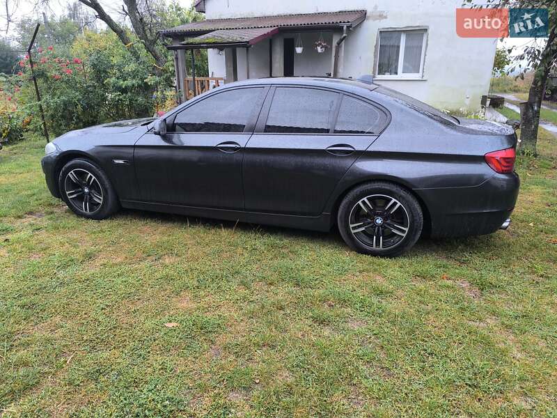 Седан BMW 5 Series 2010 в Киеве фото 4 Седан BMW 5 Series 2010 в Киеве