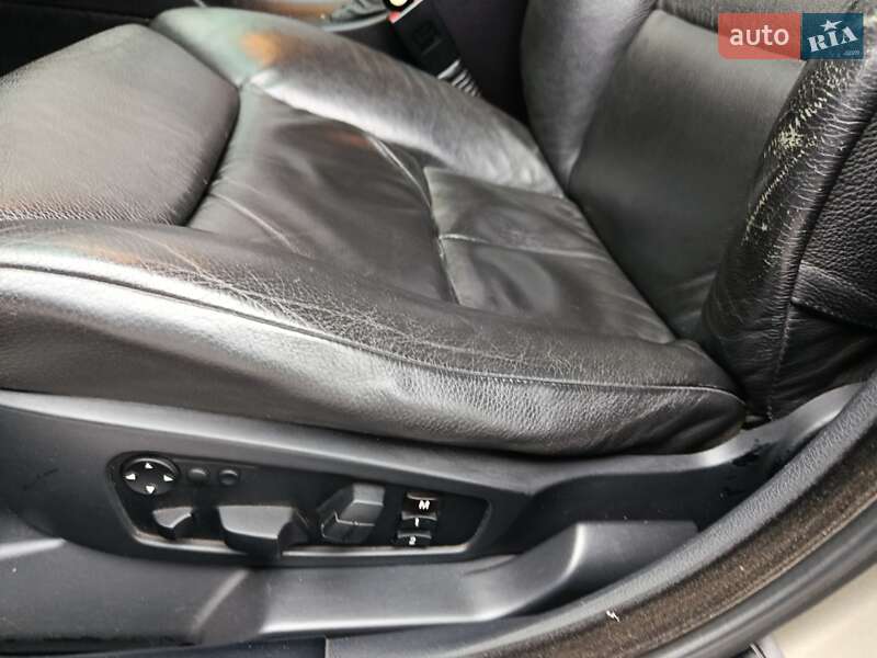 Седан BMW 5 Series 2004 в Смолином