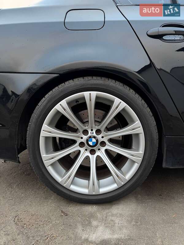 Седан BMW 5 Series 2007 в Луцьку