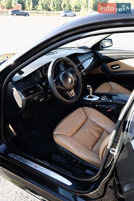 Седан BMW 5 Series 2007 в Луцьку