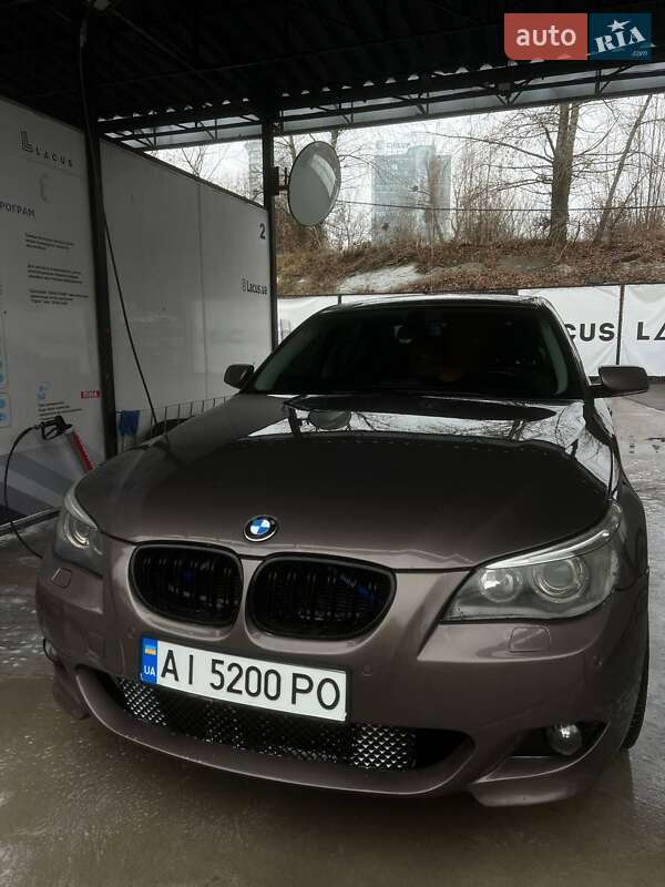 BMW 5 Series 2004