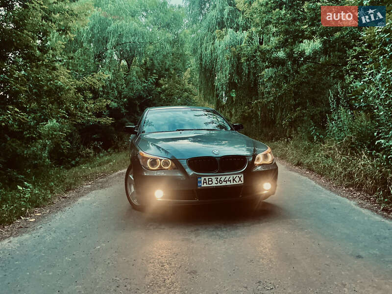 Седан BMW 5 Series 2003 в Виннице