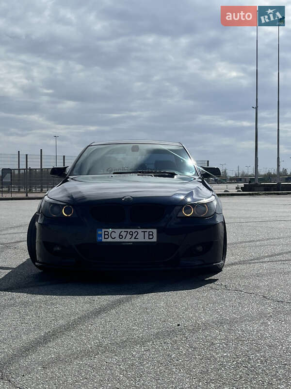 Седан BMW 5 Series 2007 в Львове