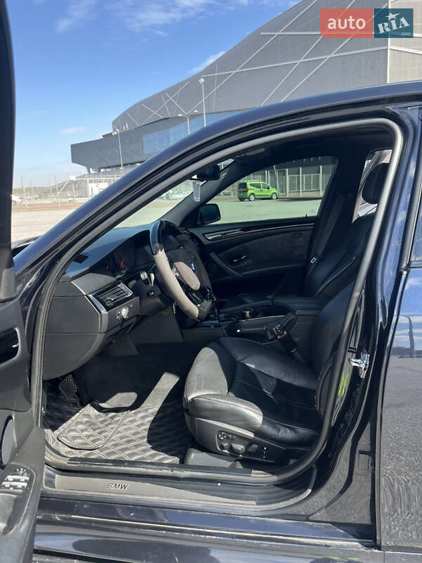 Седан BMW 5 Series 2007 в Львове