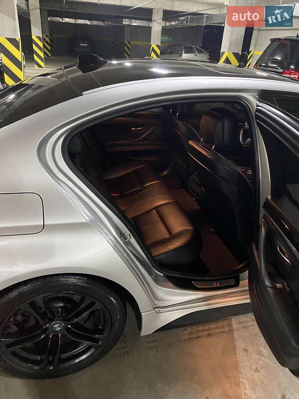 Седан BMW 5 Series 2010 в Дніпрі фото 30 Седан BMW 5 Series 2010 в Дніпрі