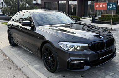 Седан BMW 5 Series 2018 в Ужгороді
