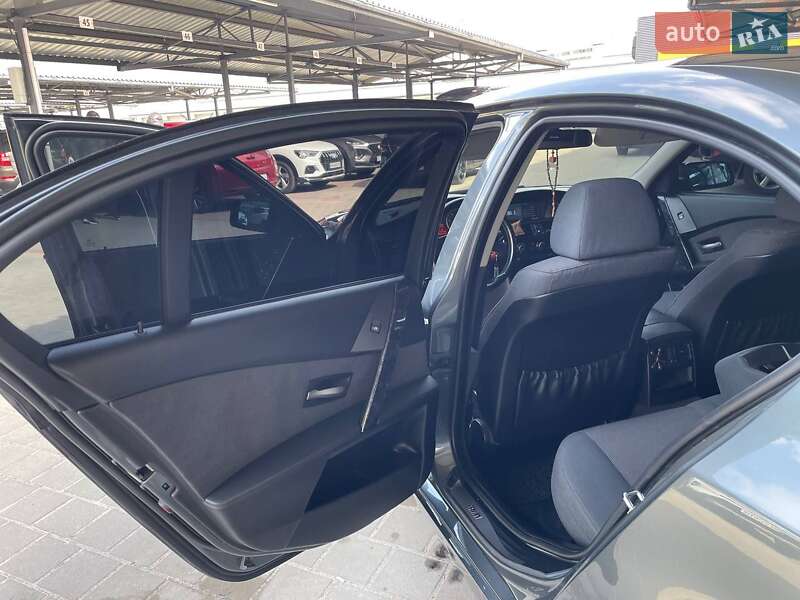 Седан BMW 5 Series 2005 в Житомире