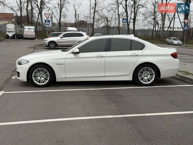Седан BMW 5 Series 2014 в Вінниці
