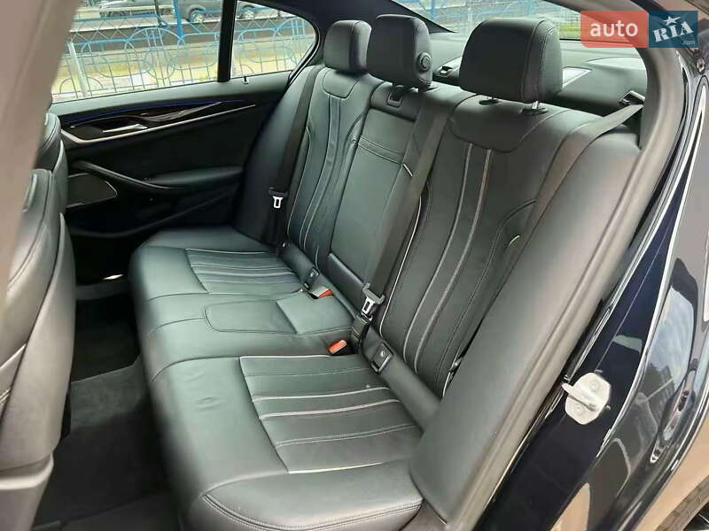 Седан BMW 5 Series 2021 в Киеве